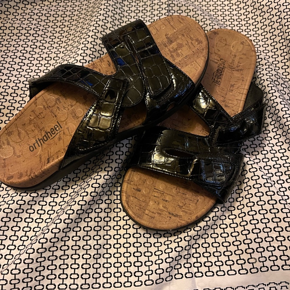 Orthaheel sandals